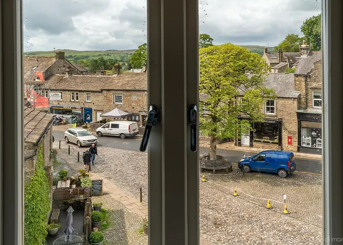 Grassington House